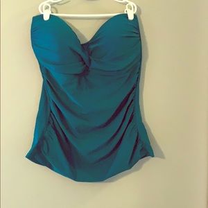 Tankini swimsuit top